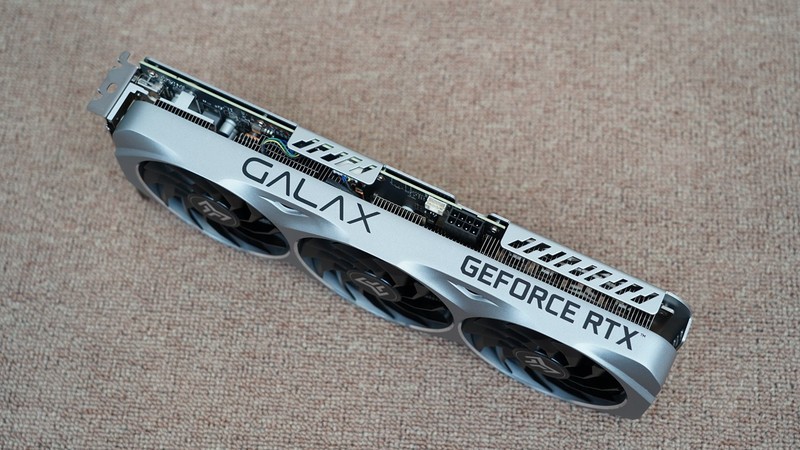 赛博朋克2077来袭，RTX3060Ti打造的万元神机效果究竟如何？