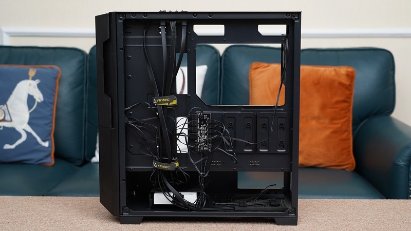 赛博朋克2077来袭，RTX3060Ti打造的万元神机效果究竟如何？