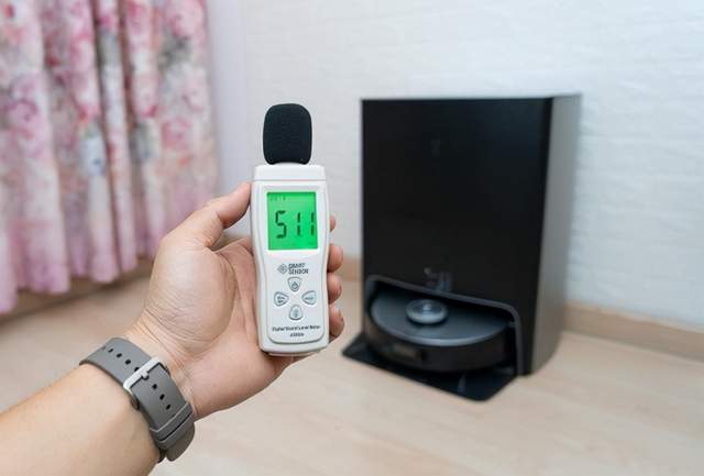 一站式清洁中心，轻松解决家庭打扫难题，科沃斯地宝X1 OMNI体验