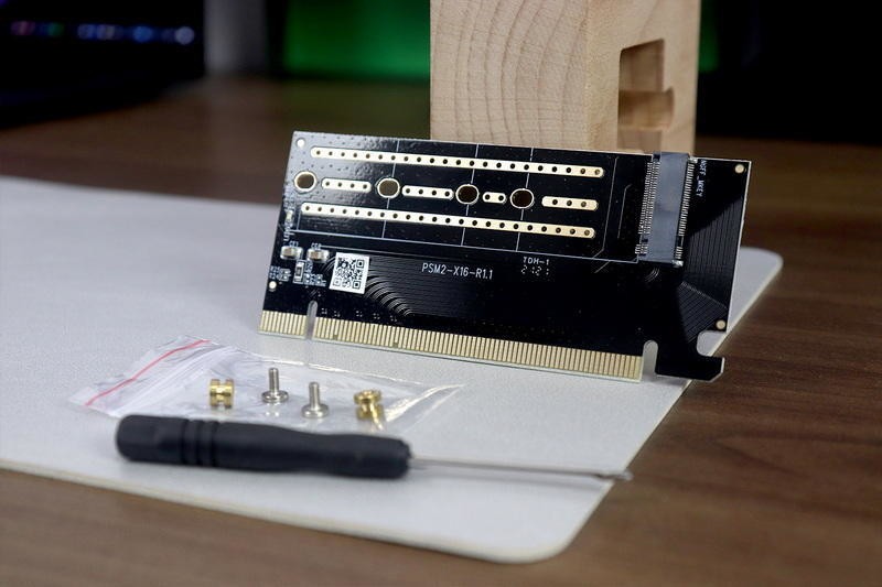 M.2 SSD全盘数据对拷新思路，不必费劲拆装，一张转接卡解决问题