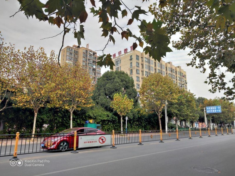 联想小新PadPro开箱评测，学习办公娱乐游戏，你想要的都有