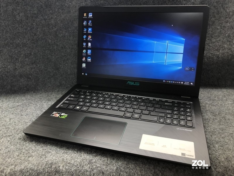 出一台华硕高端游戏本
