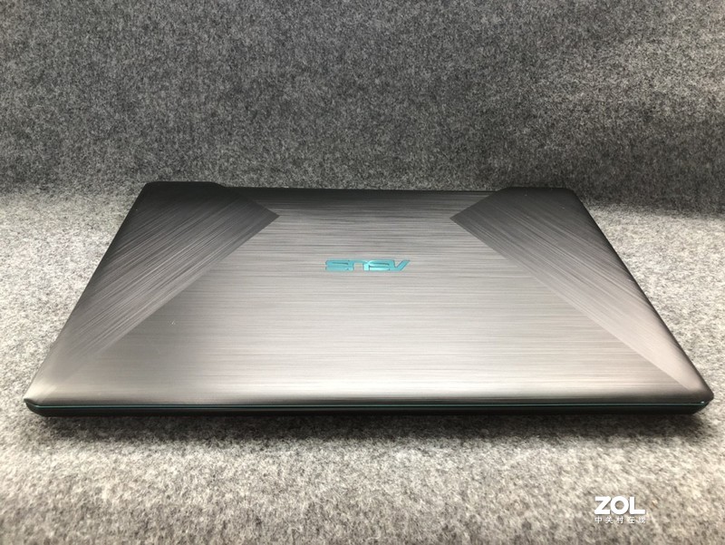 出一台华硕高端游戏本