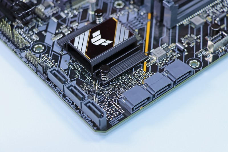 还有这等好事？可以降温降功耗且性能不降？华硕 APE 2.0 技术研究