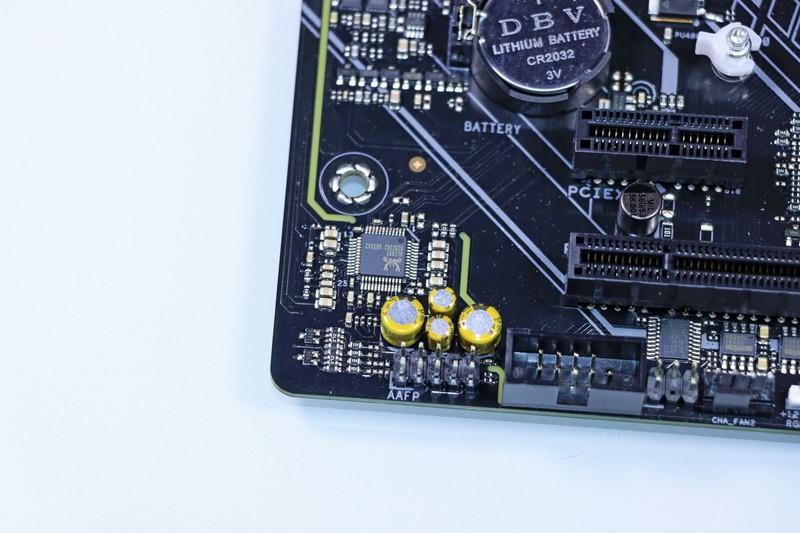 还有这等好事？可以降温降功耗且性能不降？华硕 APE 2.0 技术研究