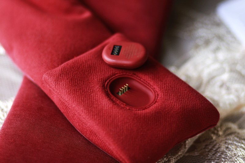 石墨烯发热技术 冇心智能发热围巾体验