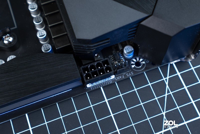 考虑i9不如买颗R9，5900X+B550M小雕PRO-P超频测试