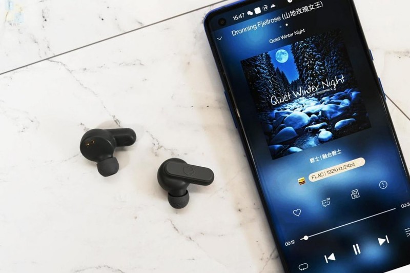 简约时尚真无线耳机，伴你轻装上阵，Skullcandy Dime迷你豆上手