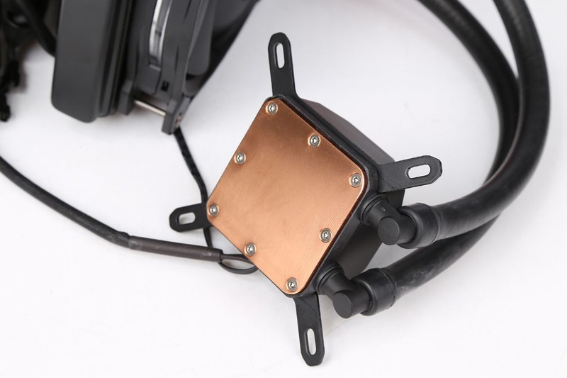 被RTX3060mini显卡种草之后，从杂物堆里翻出陈年的Z390i攒个机