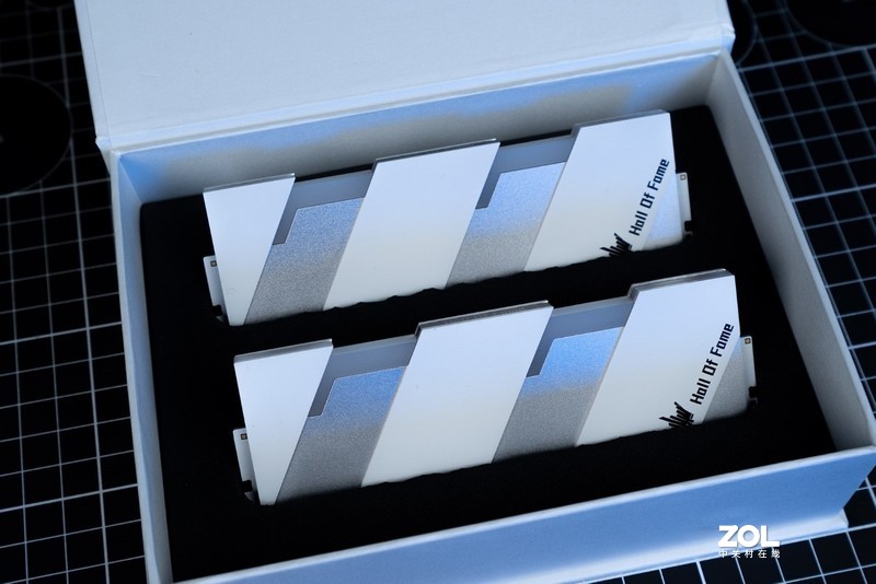 考虑i9不如买颗R9，5900X+B550M小雕PRO-P超频测试