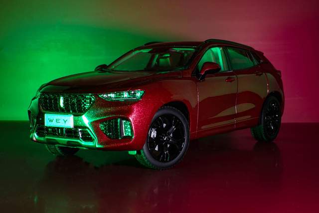 小巧便携，用法灵活。视频图文都需要的布朗尼LED摄影灯