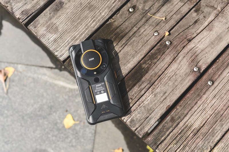 超低温电池+热成像+红外夜视，三项硬核功能，AGM G1系列手机玩明白了