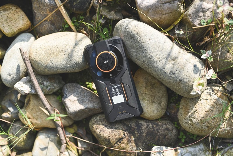 超低温电池+热成像+红外夜视，三项硬核功能，AGM G1系列手机玩明白了