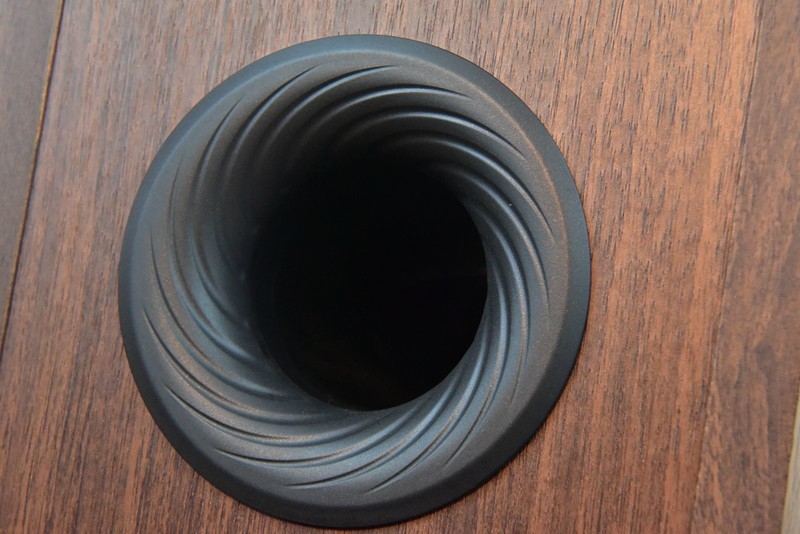 设计细节足以验明正身，丹拿新意境Emit20无源书架箱体验