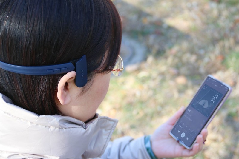 蓝牙耳机界黑科技？木六耳机指向性空气传导，安全佩戴更舒适