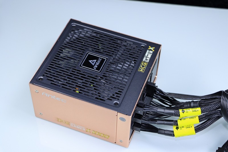 哈？3060还能玩游戏？AU+N卡的组合强吗？