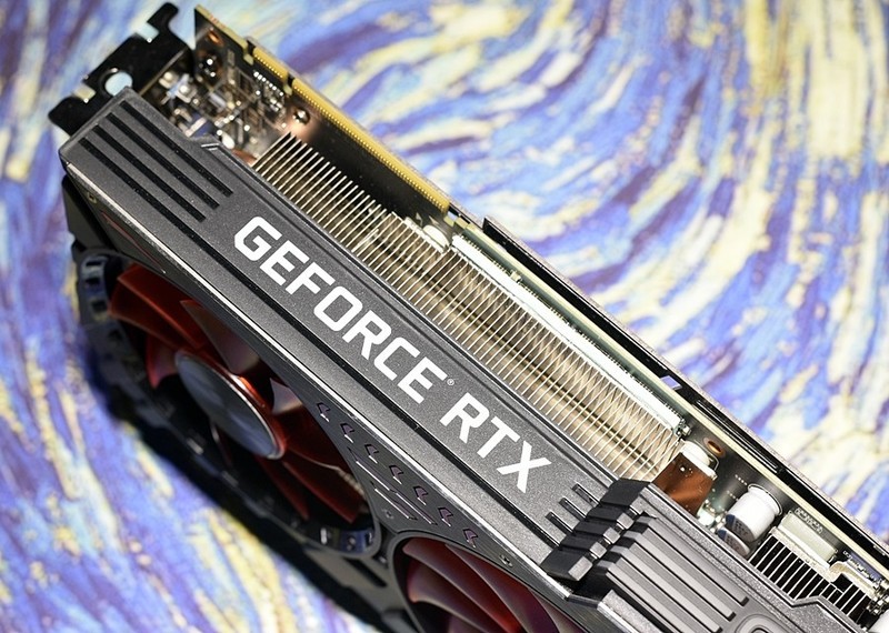 影驰RTX 2070 Super Gamer OC 小姐姐直说好 还要给男朋友买一块