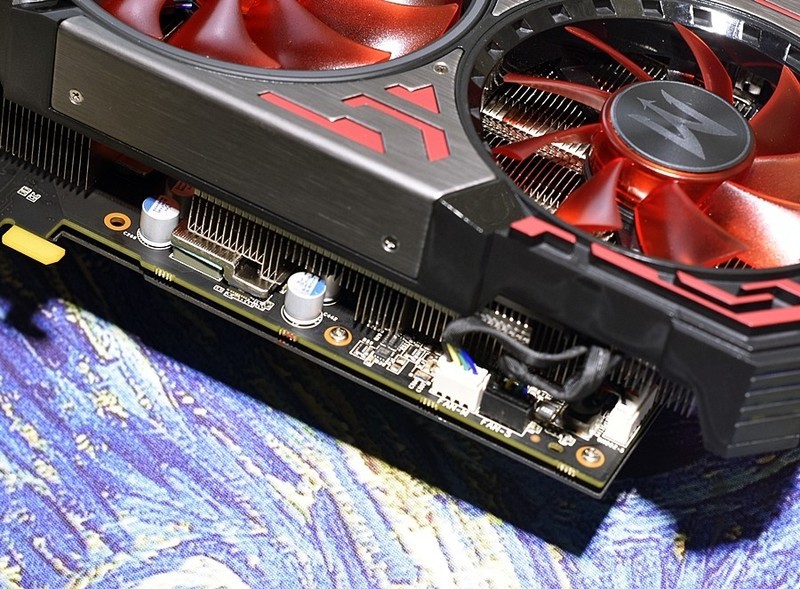 影驰RTX 2070 Super Gamer OC 小姐姐直说好 还要给男朋友买一块