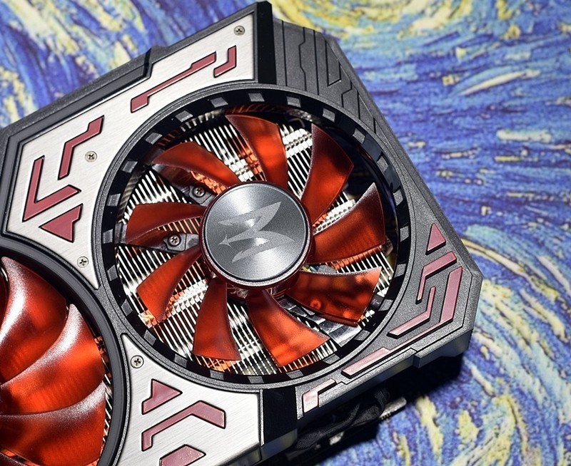 影驰RTX 2070 Super Gamer OC 小姐姐直说好 还要给男朋友买一块