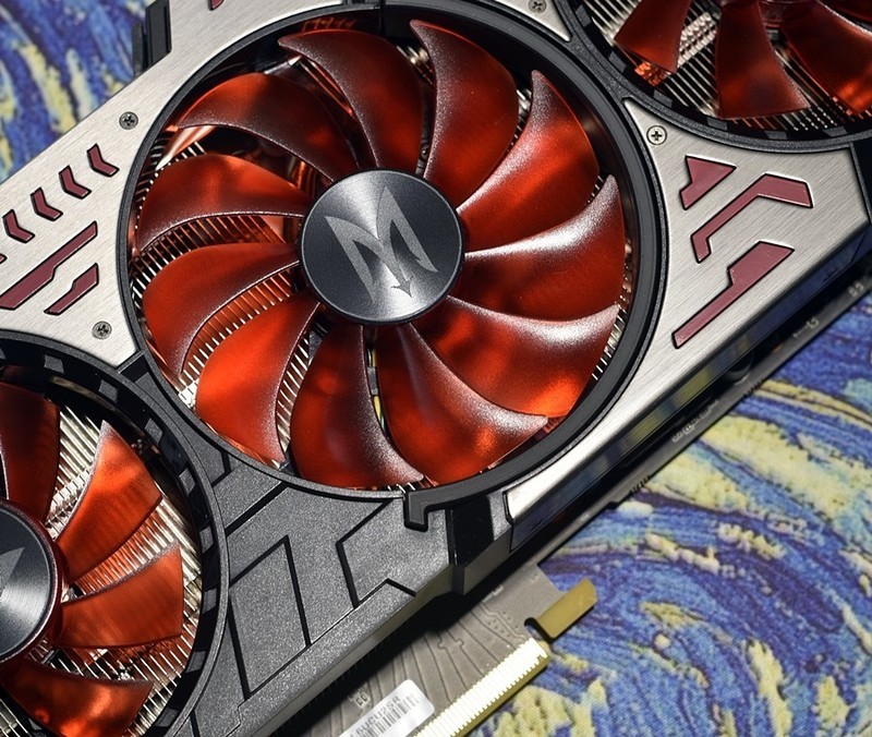 影驰RTX 2070 Super Gamer OC 小姐姐直说好 还要给男朋友买一块