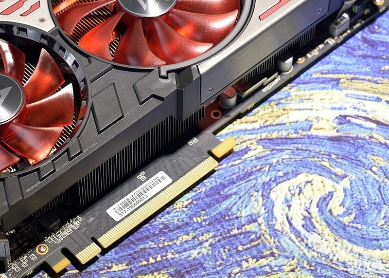 影驰RTX 2070 Super Gamer OC 小姐姐直说好 还要给男朋友买一块