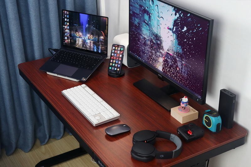 是时候换掉你的旧书桌了！乐歌E5M电动升降桌，坐立换姿不疲劳