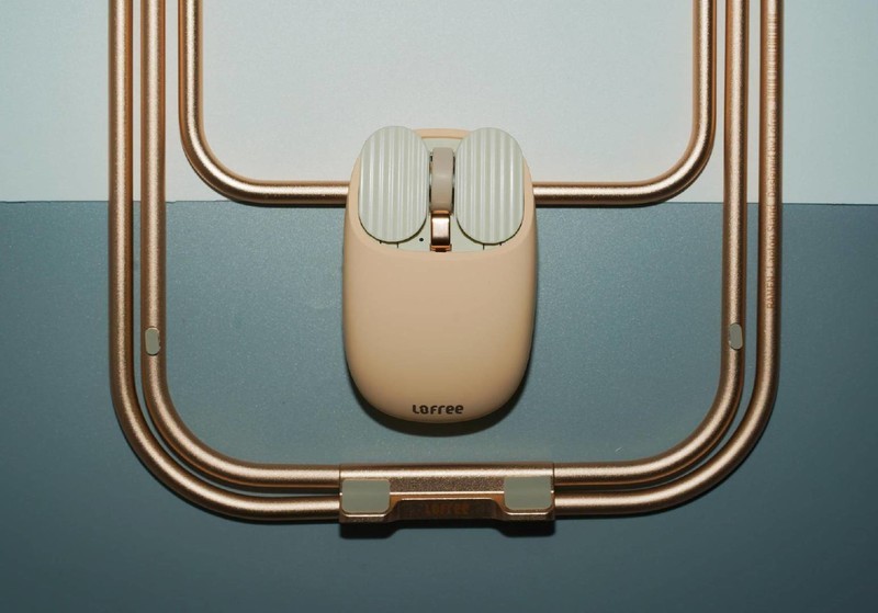 送上洛斐无线蓝牙键盘鼠标套装，追上女神