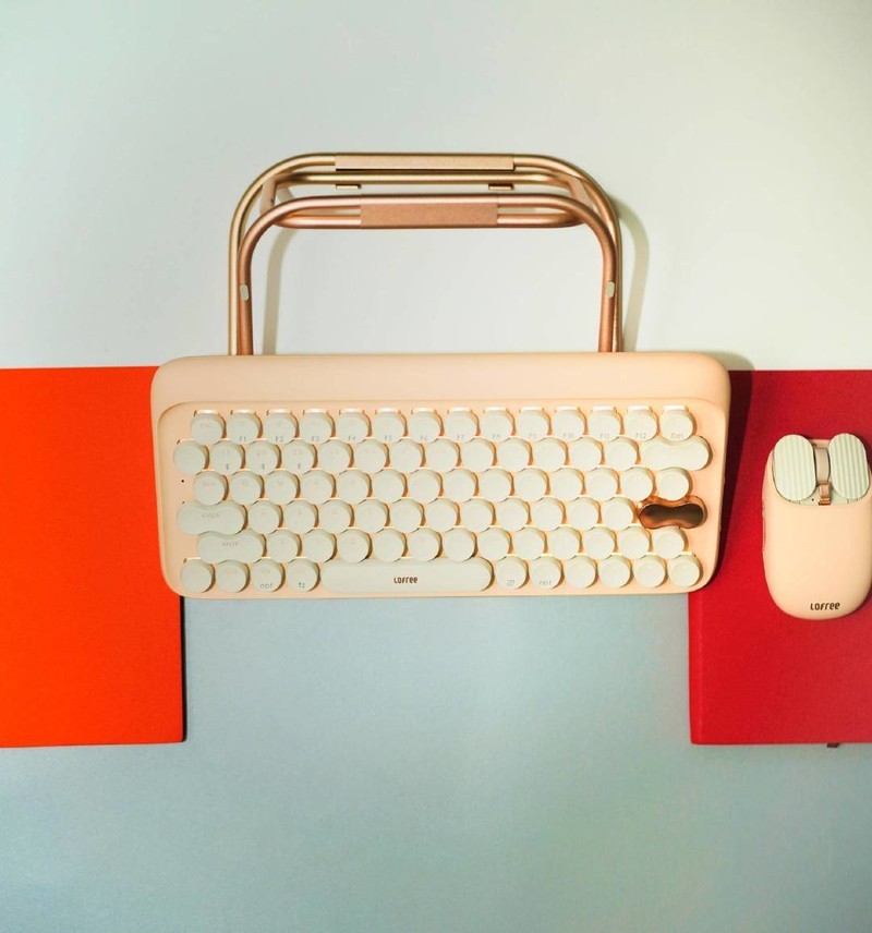 送上洛斐无线蓝牙键盘鼠标套装，追上女神