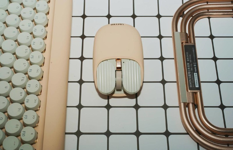 送上洛斐无线蓝牙键盘鼠标套装，追上女神