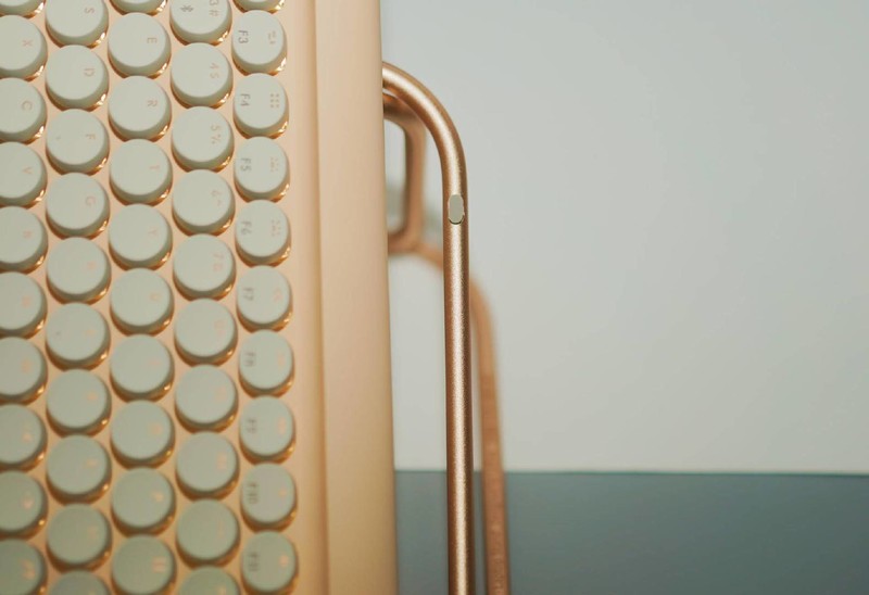 送上洛斐无线蓝牙键盘鼠标套装，追上女神