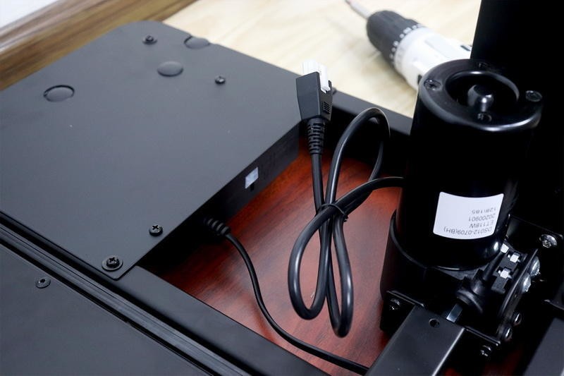 是时候换掉你的旧书桌了！乐歌E5M电动升降桌，坐立换姿不疲劳