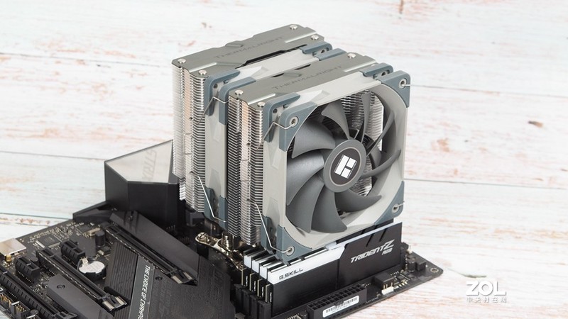 体验AGHP热管新工艺，体积变小了，但更强了—利民PA 120 绝双刺客 风冷简测