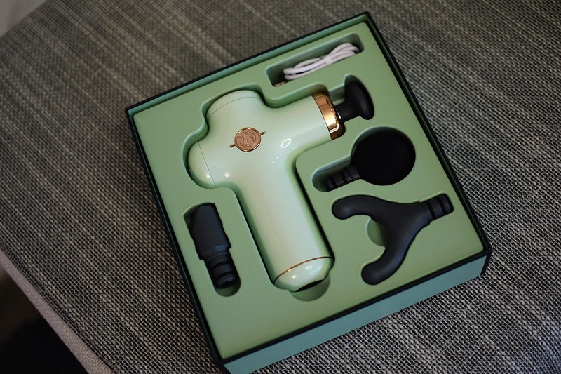 肌肉放松.舒筋活血 野小兽筋膜枪