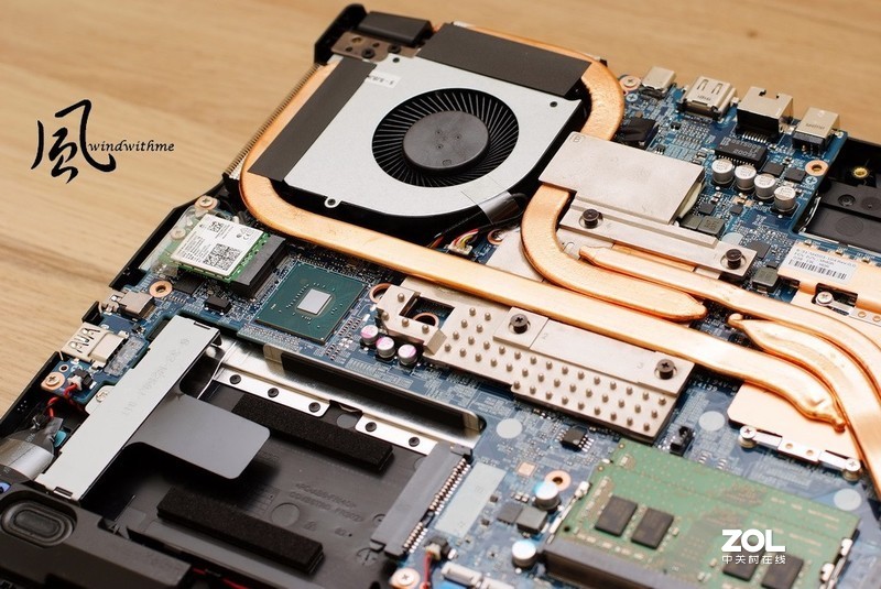 AORUS 5强调内在与可换电池之平价电竞笔电开箱解析