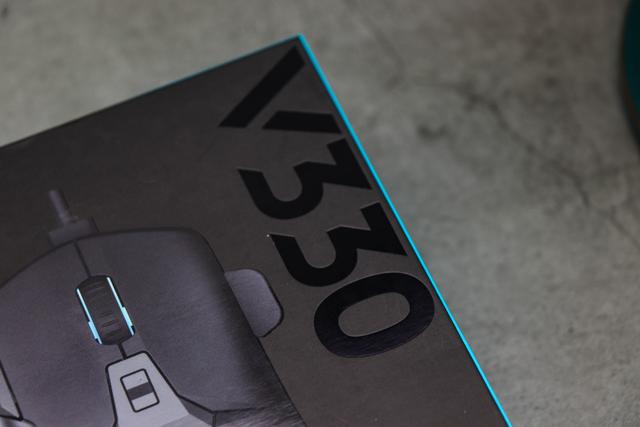 明明很好看，非要拼实力。上手雷柏V330红外电竞鼠标