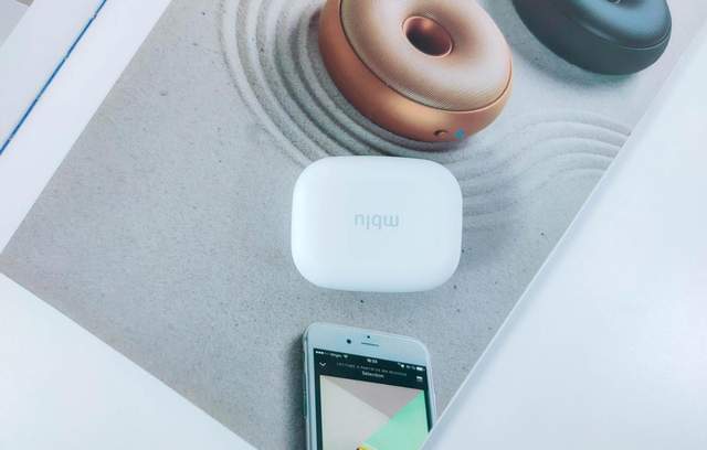 青年良品性价绝杀，魅蓝Blus主动降噪耳机评测：3年半憋的大招