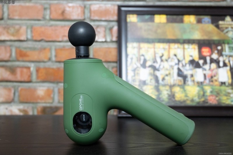 强劲推力配上刚猛转速，真是个运动护理好手，OPOVE APEX筋膜枪体验