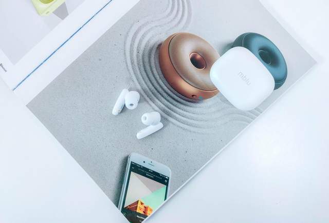 青年良品性价绝杀，魅蓝Blus主动降噪耳机评测：3年半憋的大招