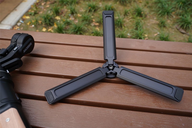 新手拍视频选对不选贵，飞宇AK2000C三轴微单稳定器评测