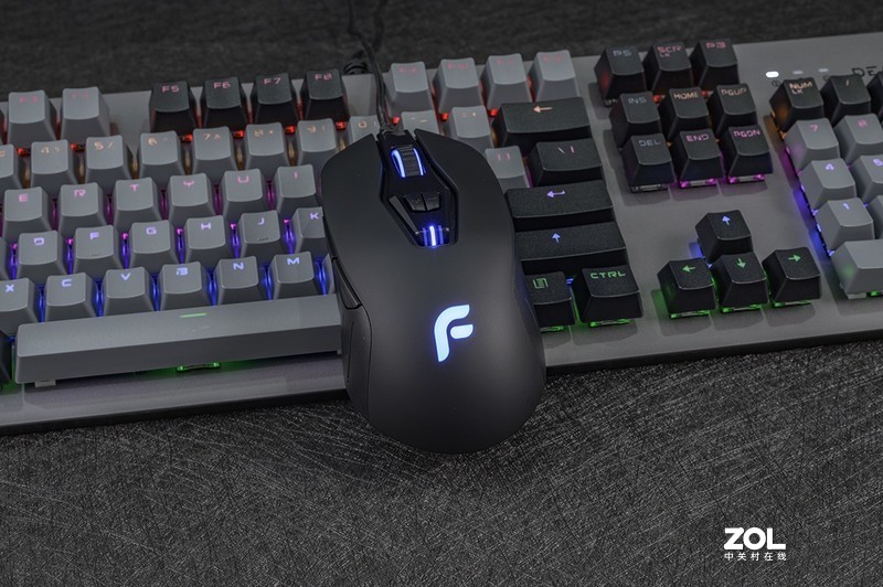 LPL激战之际，再谈右手鼠标和对称鼠标