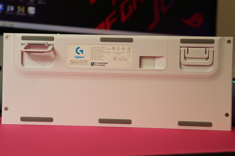 【梦想无线桌面】外设教皇：罗技PRO X superlight轻量化鼠标 G913tkl白色机械键盘