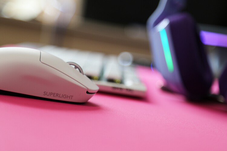 【梦想无线桌面】外设教皇：罗技PRO X superlight轻量化鼠标 G913tkl白色机械键盘