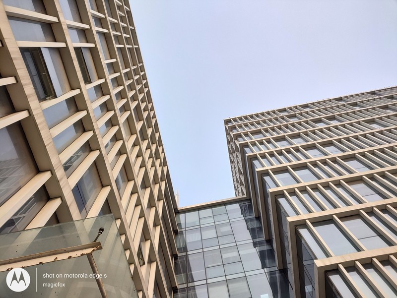 首款骁龙870手机MOTO edges，使用一个月后谈体验