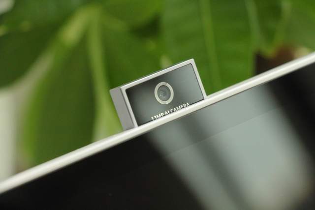 贴心的保驾护航、丰富的儿童教育内容，华为小精灵学习智慧屏体验