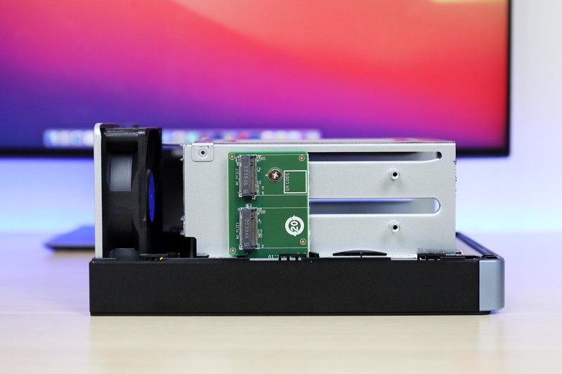 英特尔N5105、双M.2 SSD插槽，性能飙升，威联通TS-264C上手体验