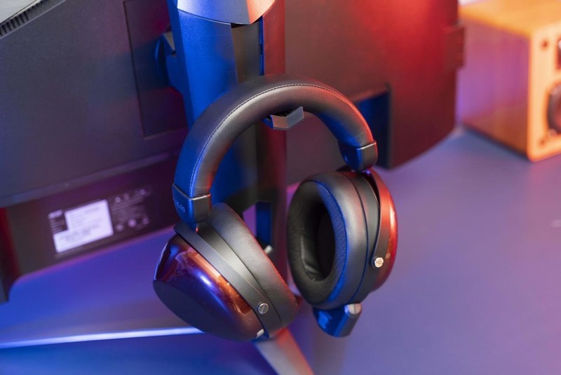 高刷新率更要4K的清晰 这台电竞显示器能满足你：掠夺者X28评测