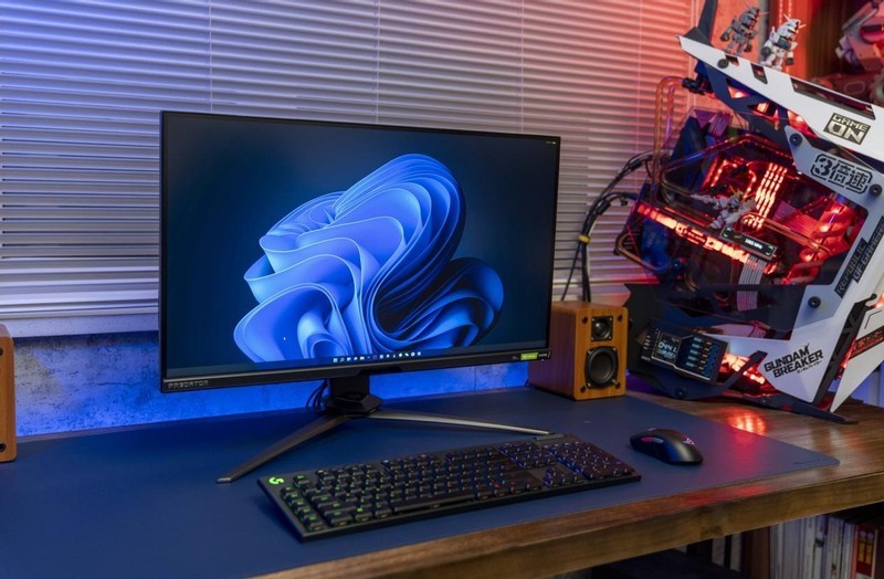 高刷新率更要4K的清晰 这台电竞显示器能满足你：掠夺者X28评测