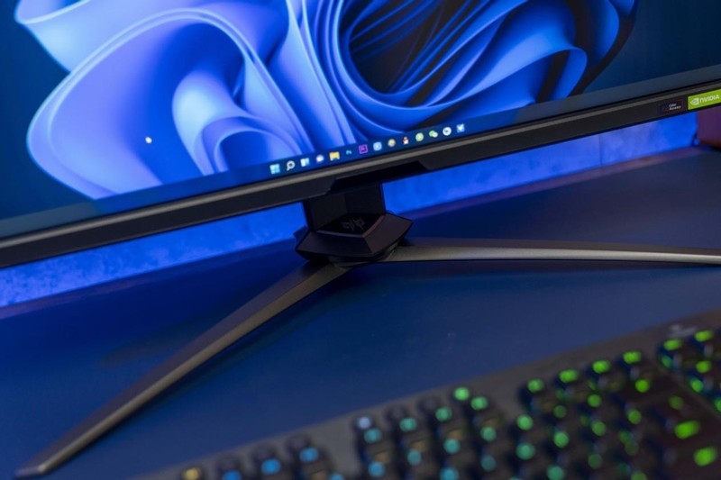 高刷新率更要4K的清晰 这台电竞显示器能满足你：掠夺者X28评测