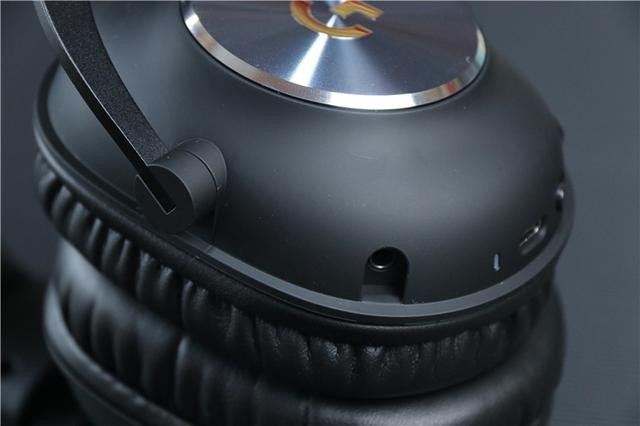 罗技新品！麦克风这样玩很新鲜！无线G Pro X游戏耳机体验