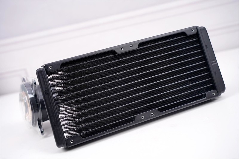 华硕TUF全家福来袭，B460M-PRO领衔众兄弟出战